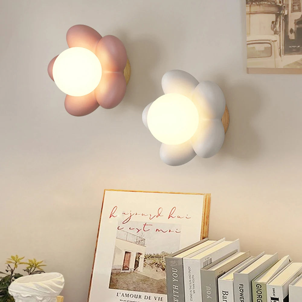 Modern Cute Flower Bedside Wall Light -Homdiy